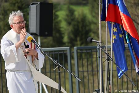 Odprtje večnamenskega prostora na Selih (39)